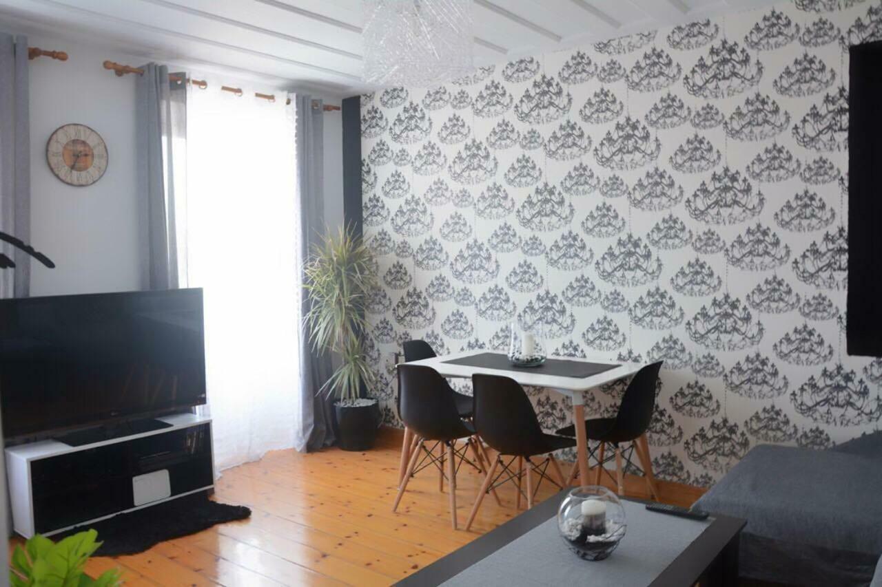 Laval Apartment Mantouki Exterior photo